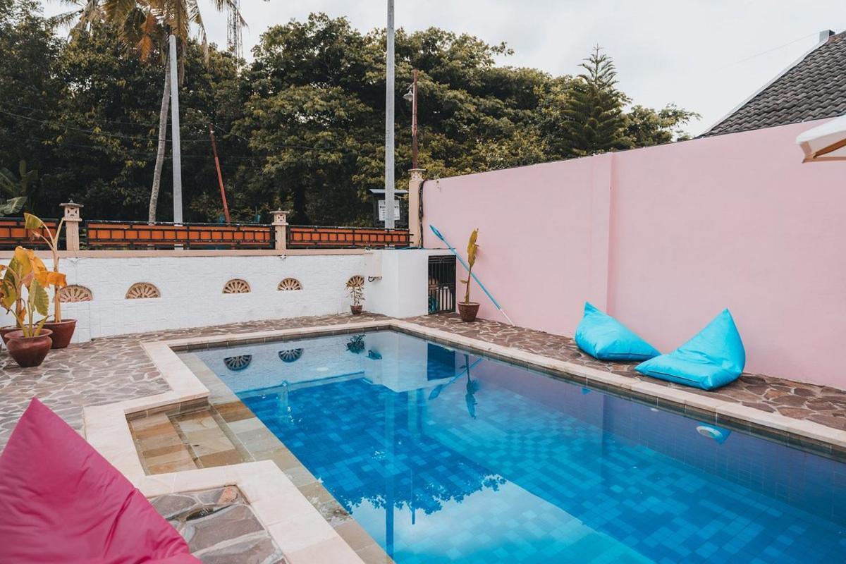 Mong Bungalows Kuta  Ngoại thất bức ảnh