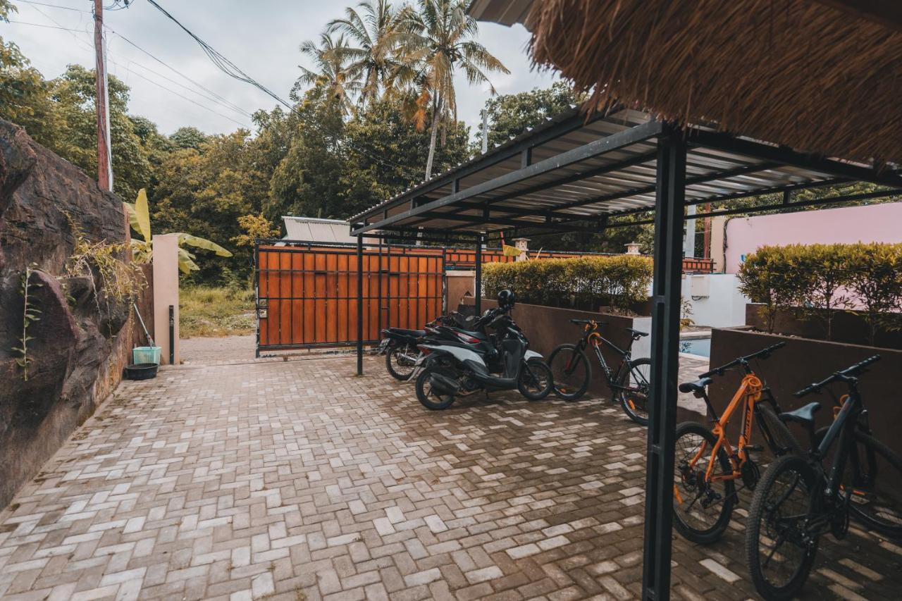 Mong Bungalows Kuta  Ngoại thất bức ảnh